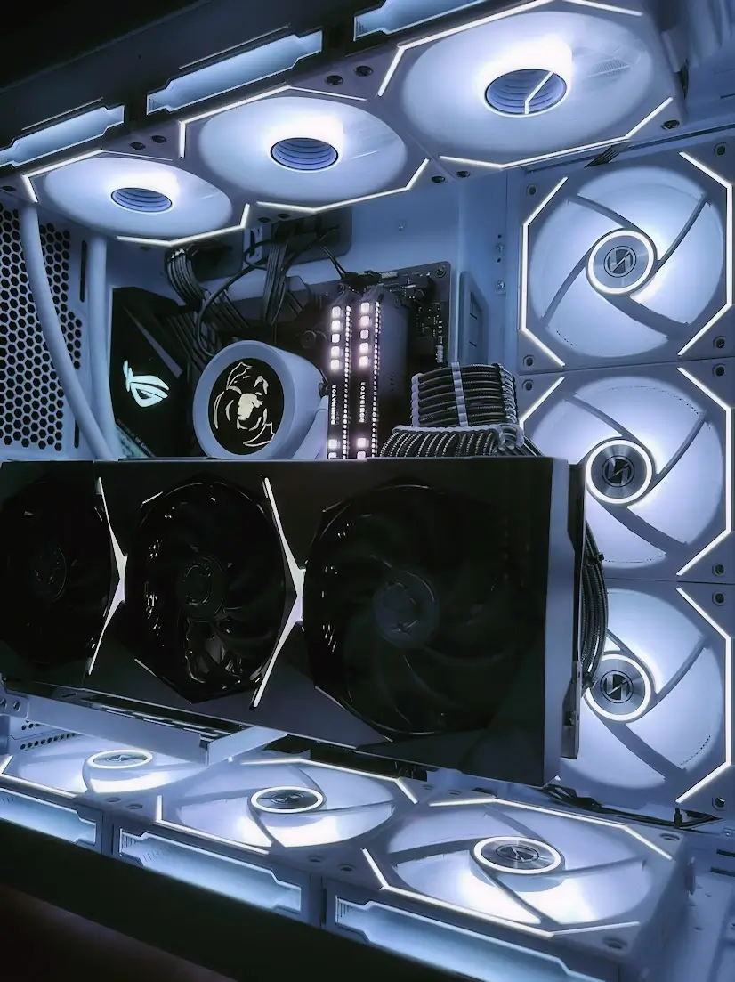 Informático Robregordo - Montaje Hardware Gaming PC Fractal AMD Intel Domicilio Robregordo